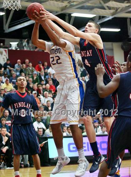 Thumbnail 1 in Findlay Prep vs. Simeon (Spalding Hoophall Classic) photogallery.