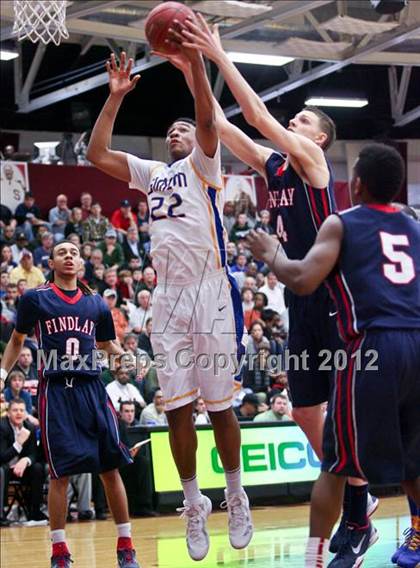 Thumbnail 3 in Findlay Prep vs. Simeon (Spalding Hoophall Classic) photogallery.