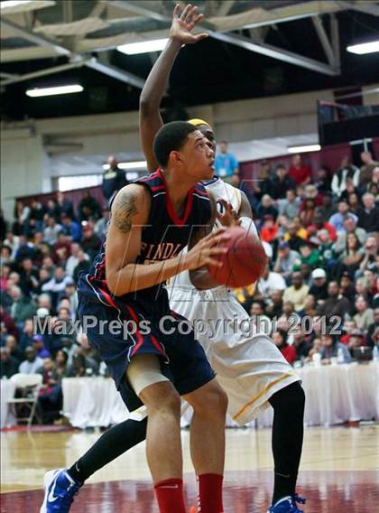 Thumbnail 3 in Findlay Prep vs. Simeon (Spalding Hoophall Classic) photogallery.