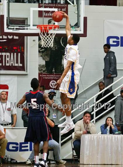 Thumbnail 1 in Findlay Prep vs. Simeon (Spalding Hoophall Classic) photogallery.