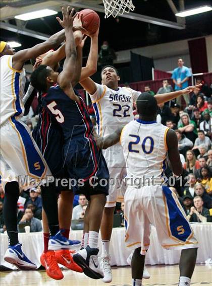 Thumbnail 1 in Findlay Prep vs. Simeon (Spalding Hoophall Classic) photogallery.