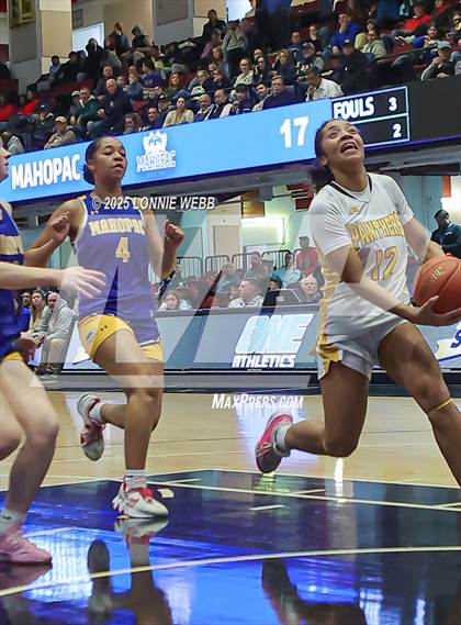 Thumbnail 3 in Walter Panas vs. Mahopac (NYSPHSAA Section 1 Class AA Semifinal) photogallery.