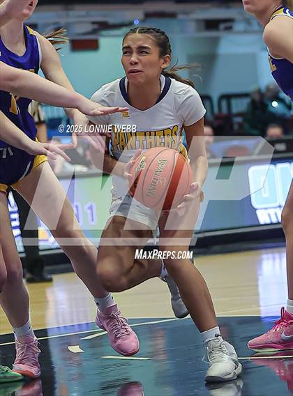 Thumbnail 1 in Walter Panas vs. Mahopac (NYSPHSAA Section 1 Class AA Semifinal) photogallery.