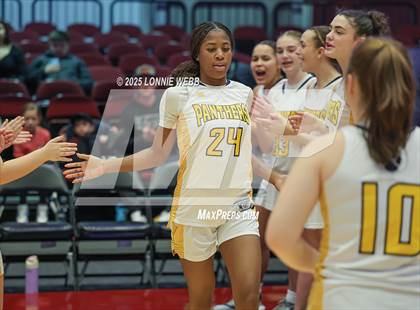 Thumbnail 3 in Walter Panas vs. Mahopac (NYSPHSAA Section 1 Class AA Semifinal) photogallery.