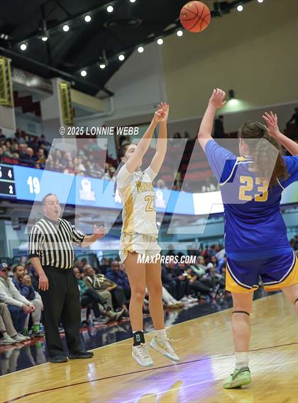 Thumbnail 1 in Walter Panas vs. Mahopac (NYSPHSAA Section 1 Class AA Semifinal) photogallery.