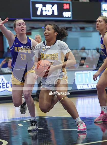 Thumbnail 1 in Walter Panas vs. Mahopac (NYSPHSAA Section 1 Class AA Semifinal) photogallery.