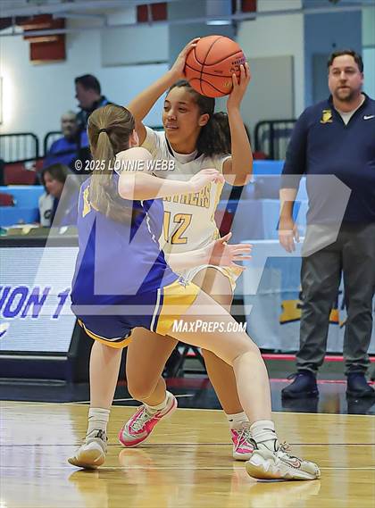 Thumbnail 3 in Walter Panas vs. Mahopac (NYSPHSAA Section 1 Class AA Semifinal) photogallery.