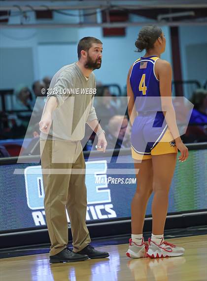 Thumbnail 3 in Walter Panas vs. Mahopac (NYSPHSAA Section 1 Class AA Semifinal) photogallery.