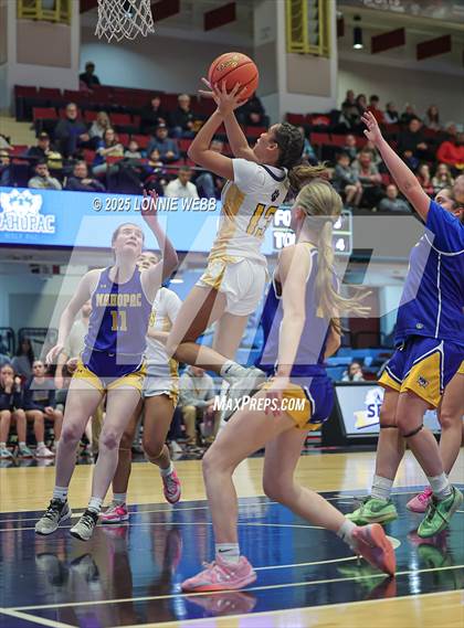Thumbnail 1 in Walter Panas vs. Mahopac (NYSPHSAA Section 1 Class AA Semifinal) photogallery.