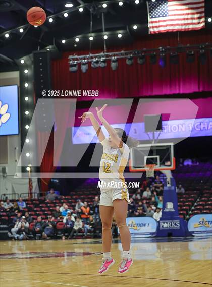 Thumbnail 3 in Walter Panas vs. Mahopac (NYSPHSAA Section 1 Class AA Semifinal) photogallery.