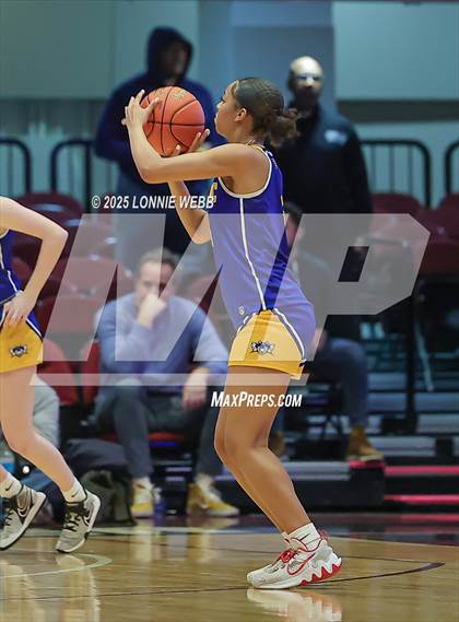 Thumbnail 2 in Walter Panas vs. Mahopac (NYSPHSAA Section 1 Class AA Semifinal) photogallery.