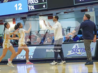 Thumbnail 3 in Walter Panas vs. Mahopac (NYSPHSAA Section 1 Class AA Semifinal) photogallery.