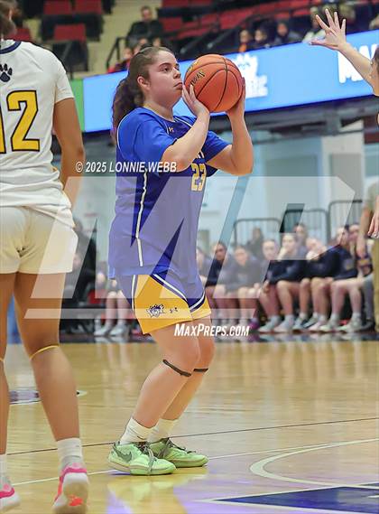 Thumbnail 3 in Walter Panas vs. Mahopac (NYSPHSAA Section 1 Class AA Semifinal) photogallery.
