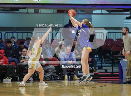 Thumbnail 3 in Walter Panas vs. Mahopac (NYSPHSAA Section 1 Class AA Semifinal) photogallery.