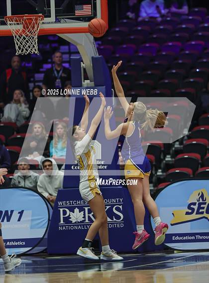 Thumbnail 1 in Walter Panas vs. Mahopac (NYSPHSAA Section 1 Class AA Semifinal) photogallery.