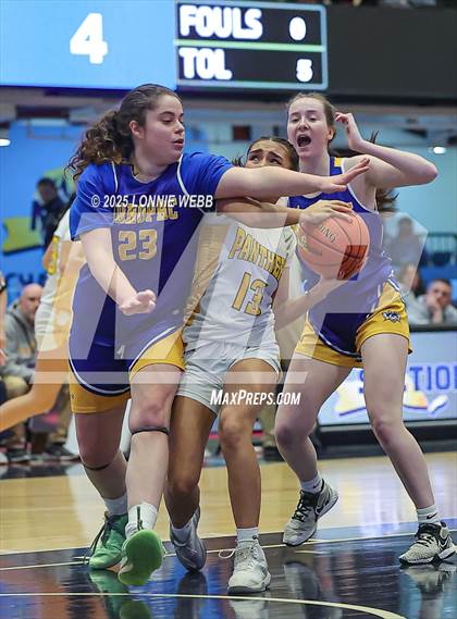 Thumbnail 1 in Walter Panas vs. Mahopac (NYSPHSAA Section 1 Class AA Semifinal) photogallery.