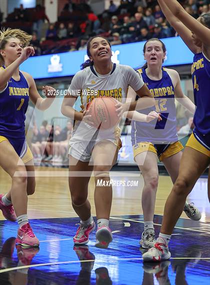 Thumbnail 3 in Walter Panas vs. Mahopac (NYSPHSAA Section 1 Class AA Semifinal) photogallery.