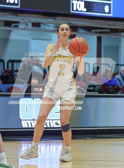 Thumbnail 3 in Walter Panas vs. Mahopac (NYSPHSAA Section 1 Class AA Semifinal) photogallery.