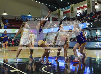 Thumbnail 1 in Walter Panas vs. Mahopac (NYSPHSAA Section 1 Class AA Semifinal) photogallery.