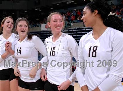 Thumbnail 3 in Archbishop Mitty vs. Redlands East Valley (CIF D2 State Final) photogallery.