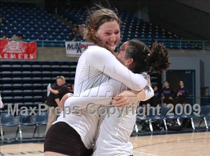 Thumbnail 3 in Archbishop Mitty vs. Redlands East Valley (CIF D2 State Final) photogallery.
