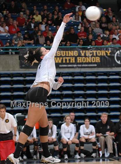 Thumbnail 2 in Archbishop Mitty vs. Redlands East Valley (CIF D2 State Final) photogallery.