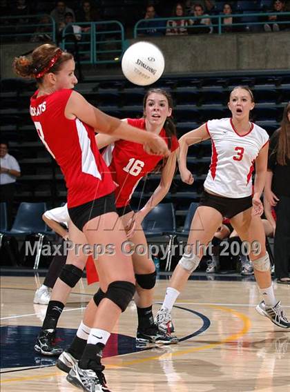 Thumbnail 1 in Archbishop Mitty vs. Redlands East Valley (CIF D2 State Final) photogallery.