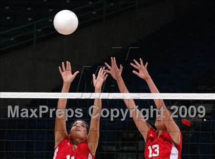 Thumbnail 2 in Archbishop Mitty vs. Redlands East Valley (CIF D2 State Final) photogallery.