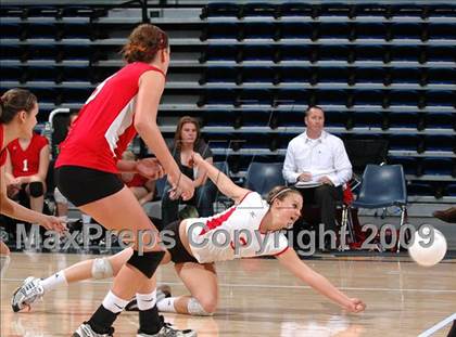 Thumbnail 2 in Archbishop Mitty vs. Redlands East Valley (CIF D2 State Final) photogallery.