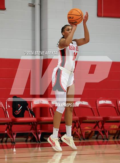 Thumbnail 2 in Valor Christian @ Regis Jesuit photogallery.