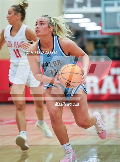 Thumbnail 3 in Valor Christian @ Regis Jesuit photogallery.