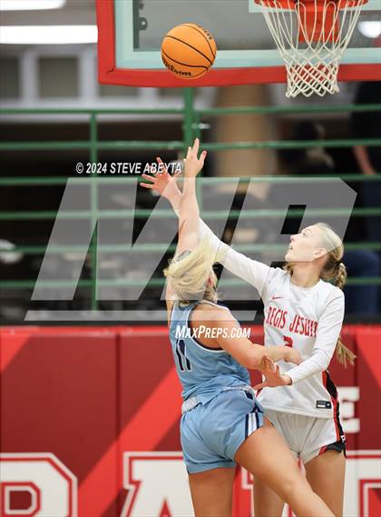 Thumbnail 3 in Valor Christian @ Regis Jesuit photogallery.