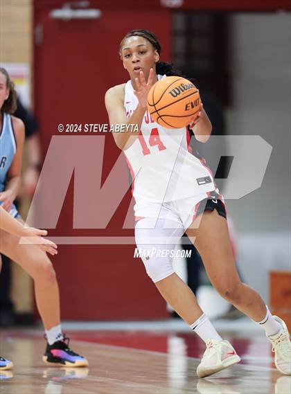 Thumbnail 2 in Valor Christian @ Regis Jesuit photogallery.