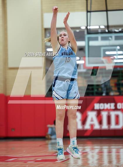 Thumbnail 2 in Valor Christian @ Regis Jesuit photogallery.