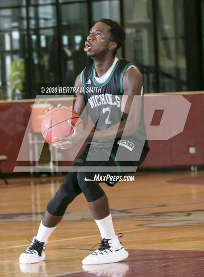 Thumbnail 2 in Nichols vs. Middle Early College photogallery.