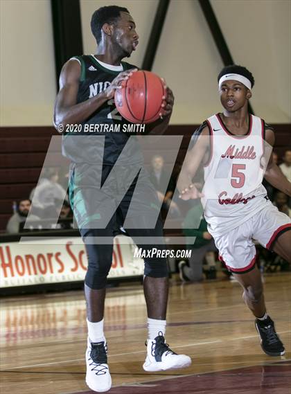 Thumbnail 2 in Nichols vs. Middle Early College photogallery.