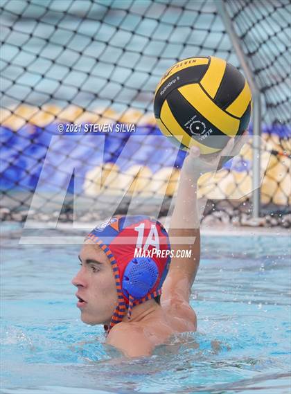 Thumbnail 3 in Clairemont vs. Mission Hills (CIF SDS D2 Quarterfinal) photogallery.