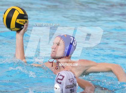 Thumbnail 2 in Clairemont vs. Mission Hills (CIF SDS D2 Quarterfinal) photogallery.