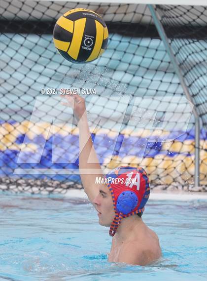 Thumbnail 1 in Clairemont vs. Mission Hills (CIF SDS D2 Quarterfinal) photogallery.