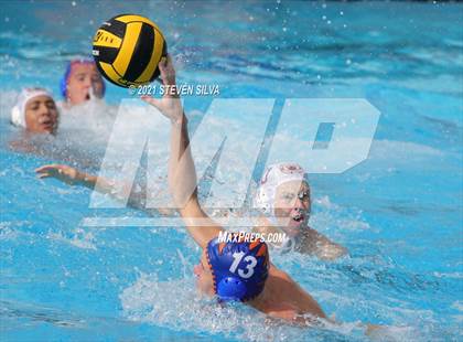 Thumbnail 3 in Clairemont vs. Mission Hills (CIF SDS D2 Quarterfinal) photogallery.