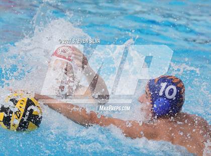 Thumbnail 2 in Clairemont vs. Mission Hills (CIF SDS D2 Quarterfinal) photogallery.