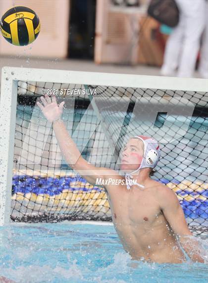 Thumbnail 2 in Clairemont vs. Mission Hills (CIF SDS D2 Quarterfinal) photogallery.