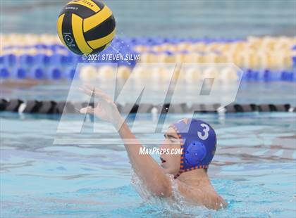 Thumbnail 3 in Clairemont vs. Mission Hills (CIF SDS D2 Quarterfinal) photogallery.