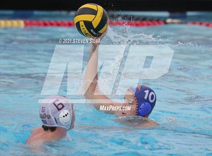 Thumbnail 1 in Clairemont vs. Mission Hills (CIF SDS D2 Quarterfinal) photogallery.