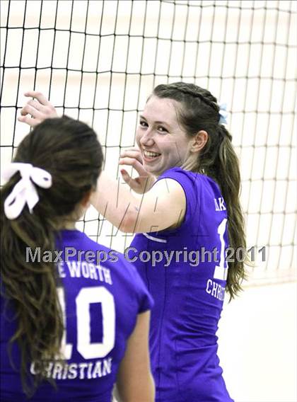 Thumbnail 2 in Lake Worth Christian vs Calvary Christian photogallery.