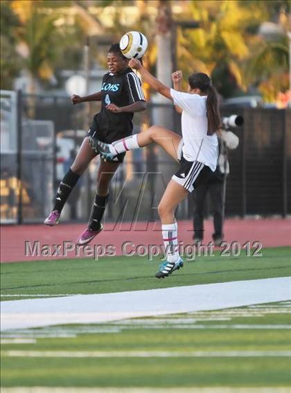 Thumbnail 2 in Los Osos @ Carlsbad (CIF SoCal Regional Playoffs) photogallery.