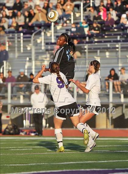 Thumbnail 2 in Los Osos @ Carlsbad (CIF SoCal Regional Playoffs) photogallery.