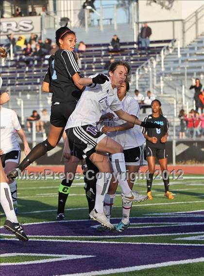 Thumbnail 3 in Los Osos @ Carlsbad (CIF SoCal Regional Playoffs) photogallery.