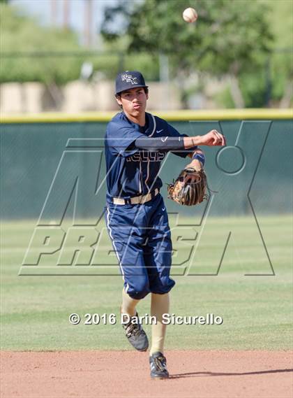 Thumbnail 1 in Elsinore @ Kellis (Coach Bob National Invitational) photogallery.