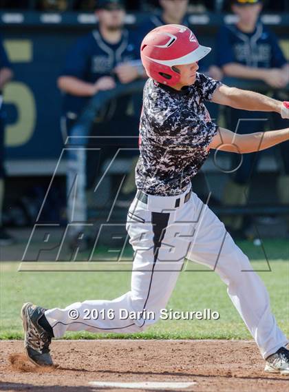 Thumbnail 2 in Elsinore @ Kellis (Coach Bob National Invitational) photogallery.